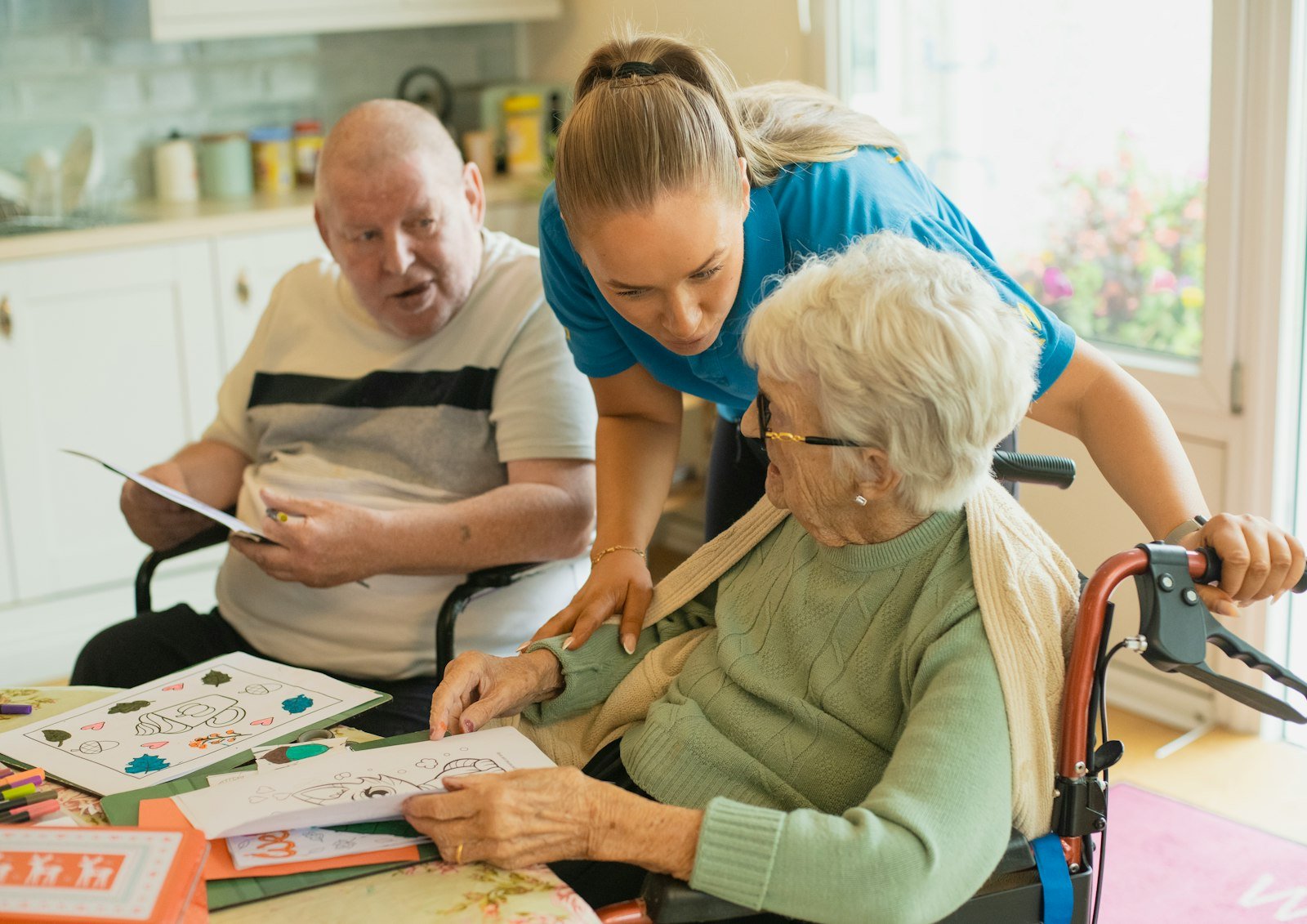 When to Consider Hospice Care: A Guide for Michigan Families